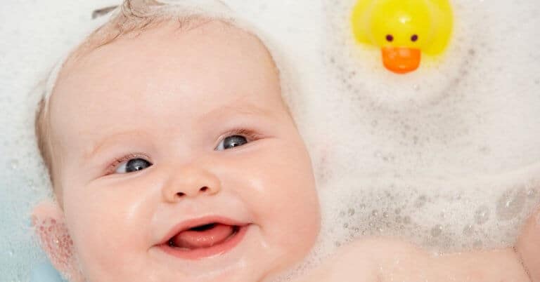 Why does my baby hate the bath? Tips to help