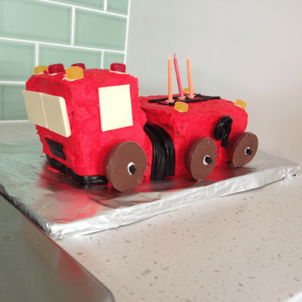 Why my healthy kids have birthday cake | Written by a kid food expert