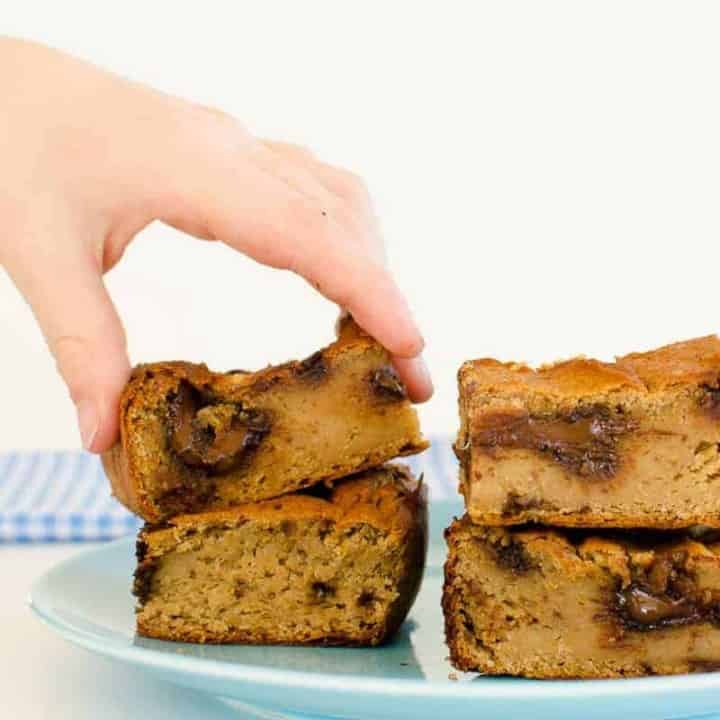 chickpea banana and chocolate slice, healthy snack for kids. A grain free, egg and dairy free protein packed sweet treat.
