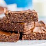 No bake chocolate weetbix slice, easy kid friendly recipe made with weetabix, or wheat biscuit breakfast cereal