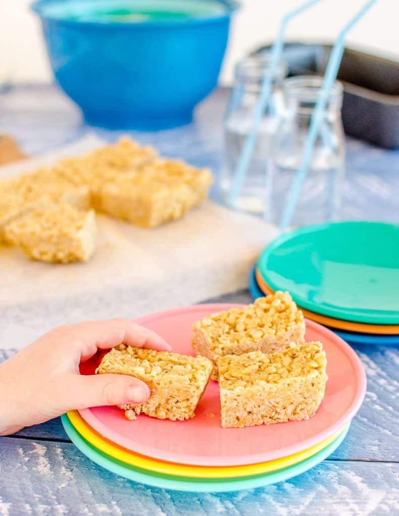 No-bake rice bubble oat slice a healthy rice Krispie treat recipe for kids 