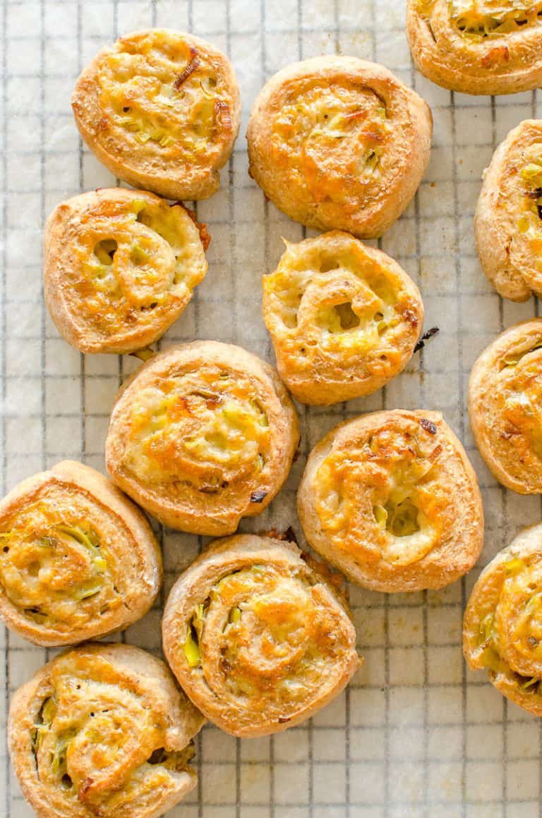 Wholemeal Yoghurt Dough Scrolls Cheese & Leek