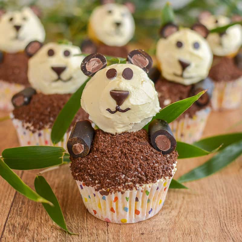 Panda Cupcakes easy to make perfect kid party food, A video tutorial shows how to make these fun panda creations