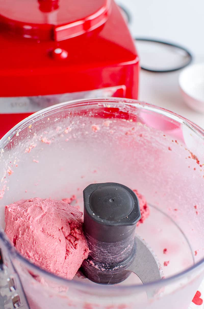 3- Minute Strawberry Vegan Ice Cream - No Churn