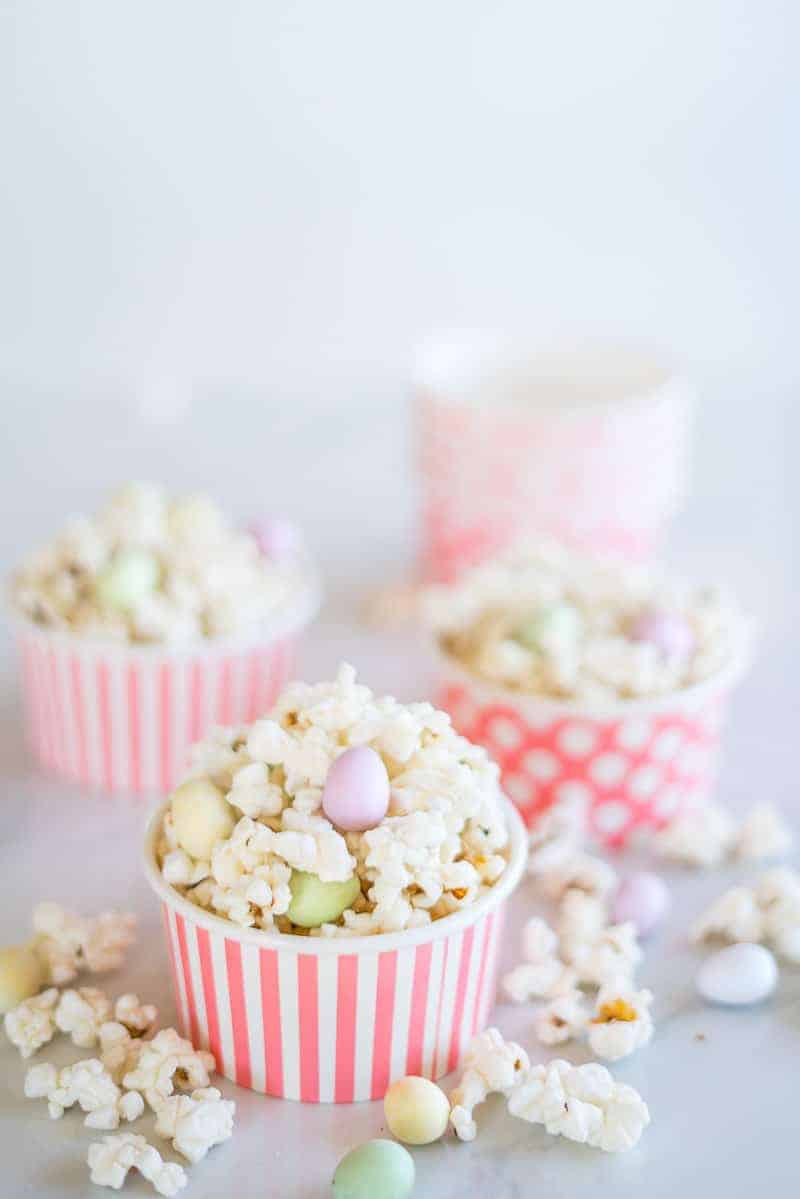 Easter Egg Hunt Popcorn an easy easter treat idea for kids