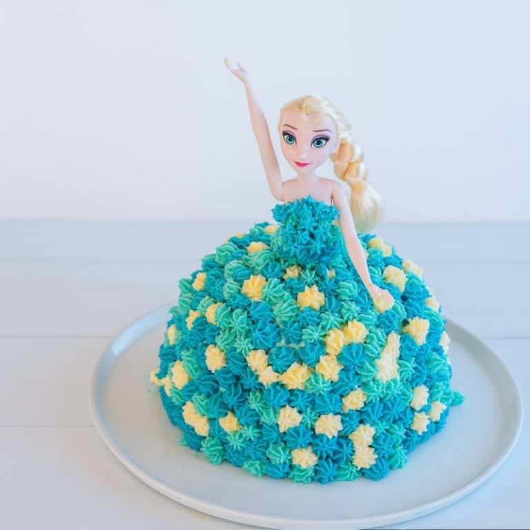 Easy Queen Elsa Cake Recipe