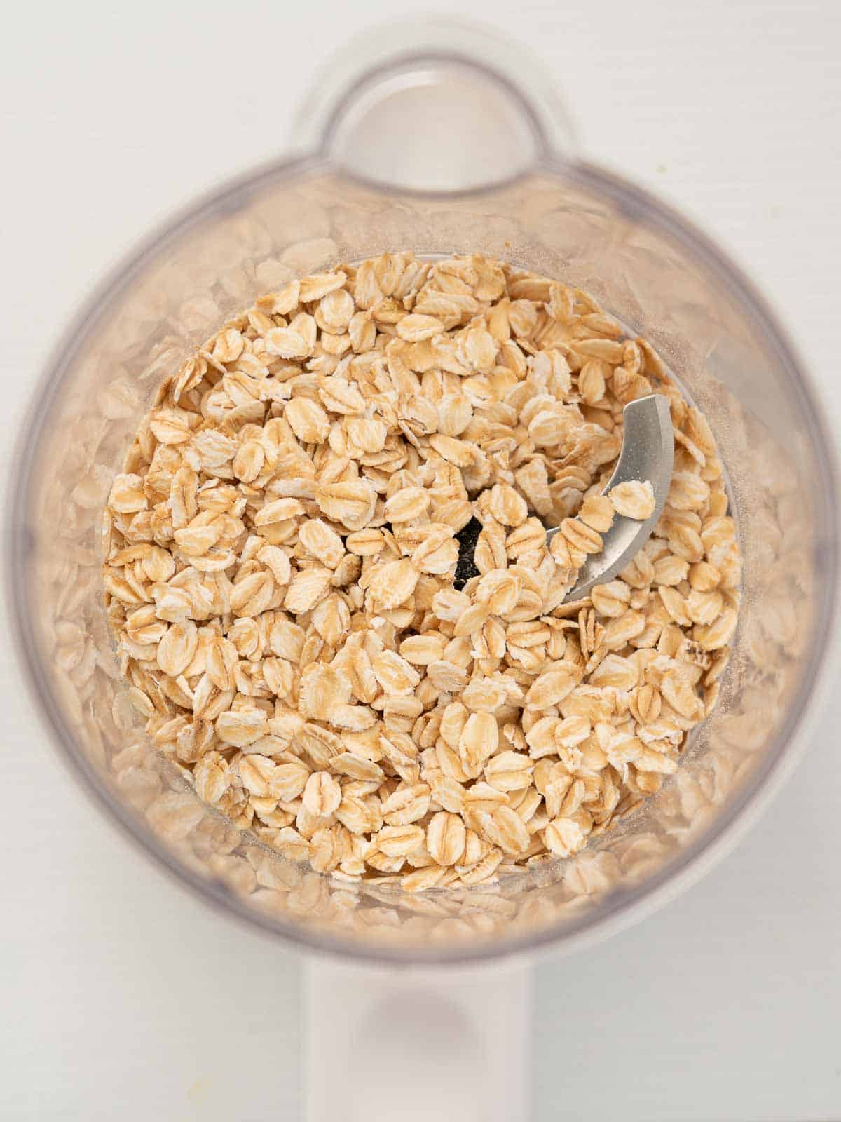 Rolled oats in a food processor