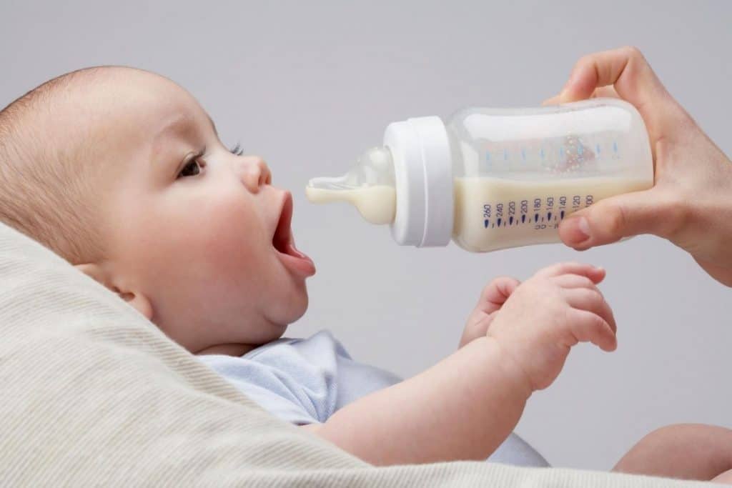 Paced Bottle Feeding - My Kids Lick The Bowl