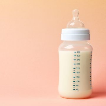 Baby Formula & Bottle Feeding - Info for parents who aren't breastfeeding