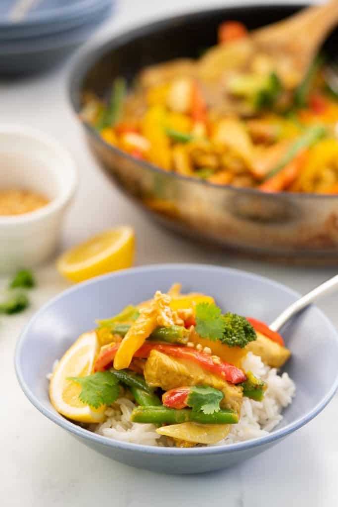 How to make a simple satay stir fry - Loved by kids